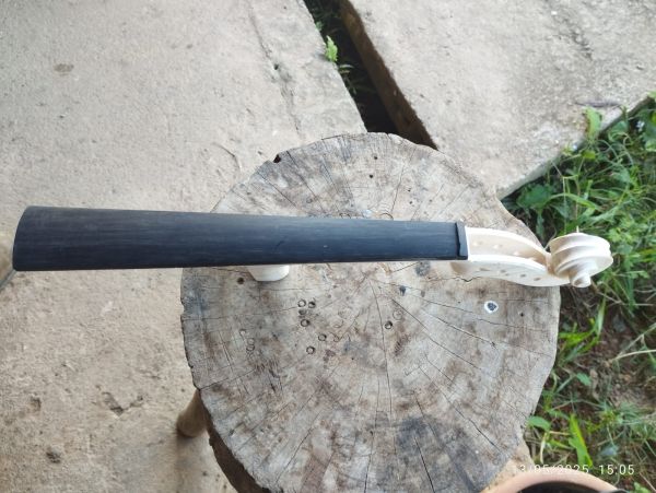 Braço semi acabado para violino 4/4 com espelho