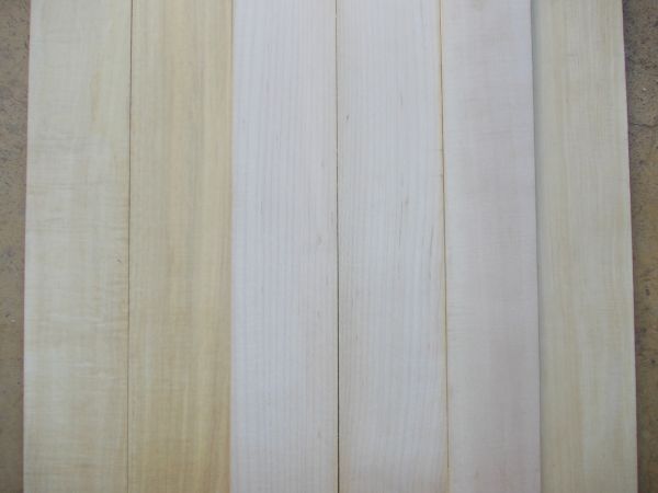 Escalas claras marfin e maple